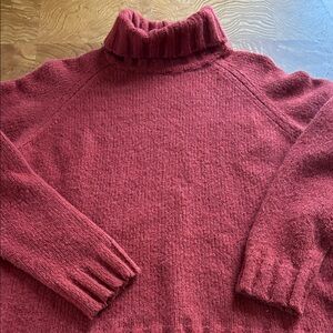 J. Crew Rich Burgundy Turtleneck Sweater size~ medium